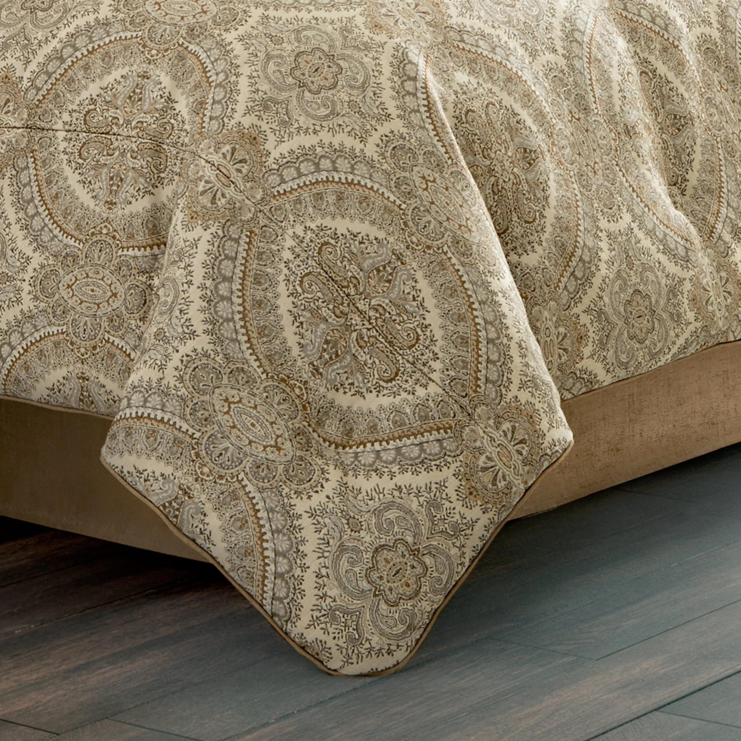 Promo ❤️ Gracewood Hollow Malonga 4-piece Medallion Comforter Set ???? 4 Promo ❤️ Gracewood Hollow Malonga 4-piece Medallion Comforter Set ???? - Image 2