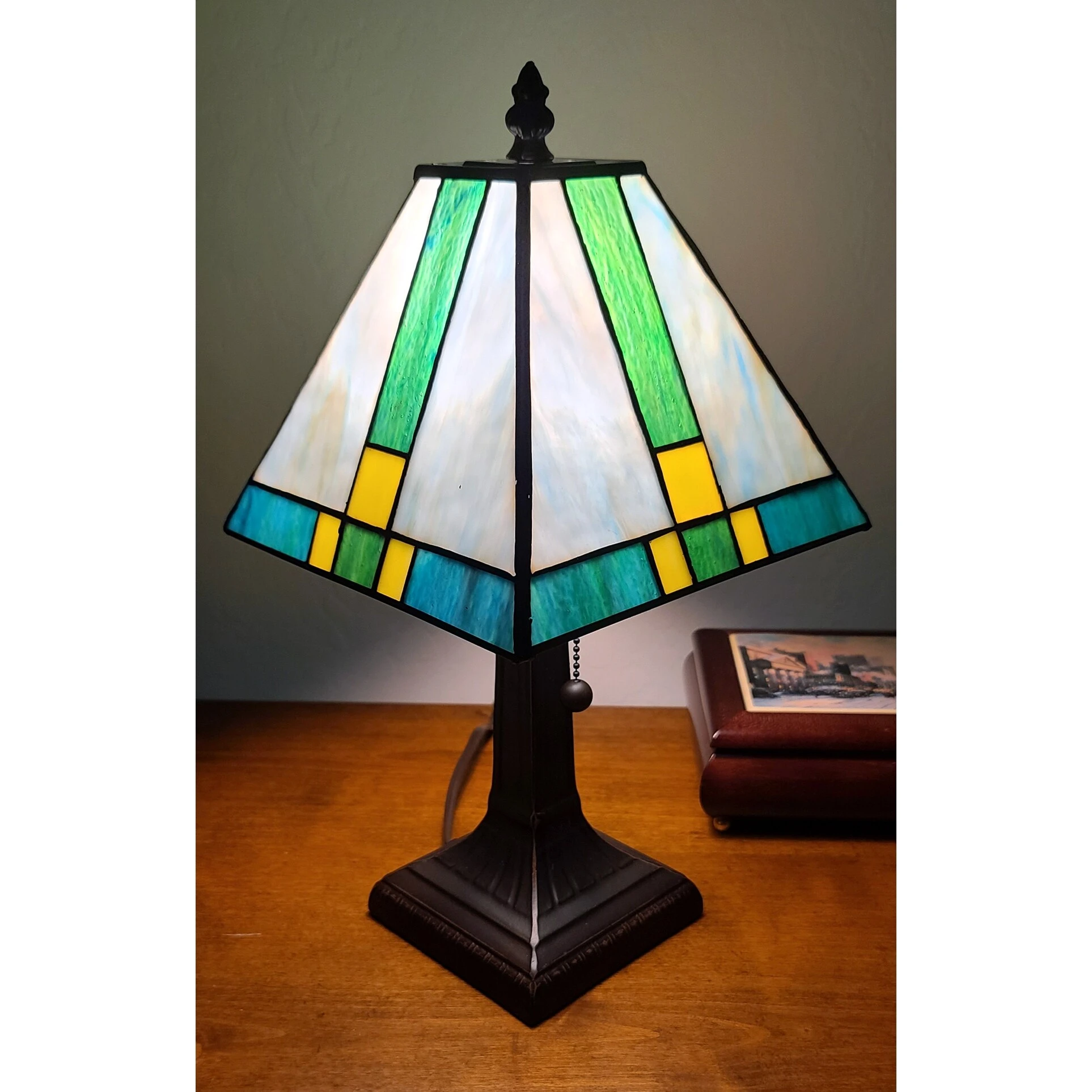 Cheapest ???? Gracewood Hollow Okja 14.5-inch Tiffany-style Banker Lamp With Blue/Green/Yellow Stained Glass ???? 5 Cheapest ???? Gracewood Hollow Okja 14.5-inch Tiffany-style Banker Lamp With Blue/Green/Yellow Stained Glass ???? - Image 3