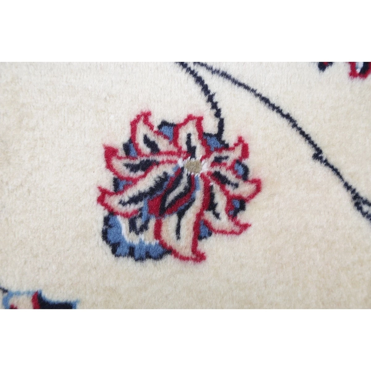 Best deal ???? Gracewood Hollow Hernandez Hand-knotted Floral Wool And Silk Persian Area Rug - 10'10" X 8'0" ???? 10 Best deal ???? Gracewood Hollow Hernandez Hand-knotted Floral Wool And Silk Persian Area Rug - 10'10" X 8'0" ???? - Image 8