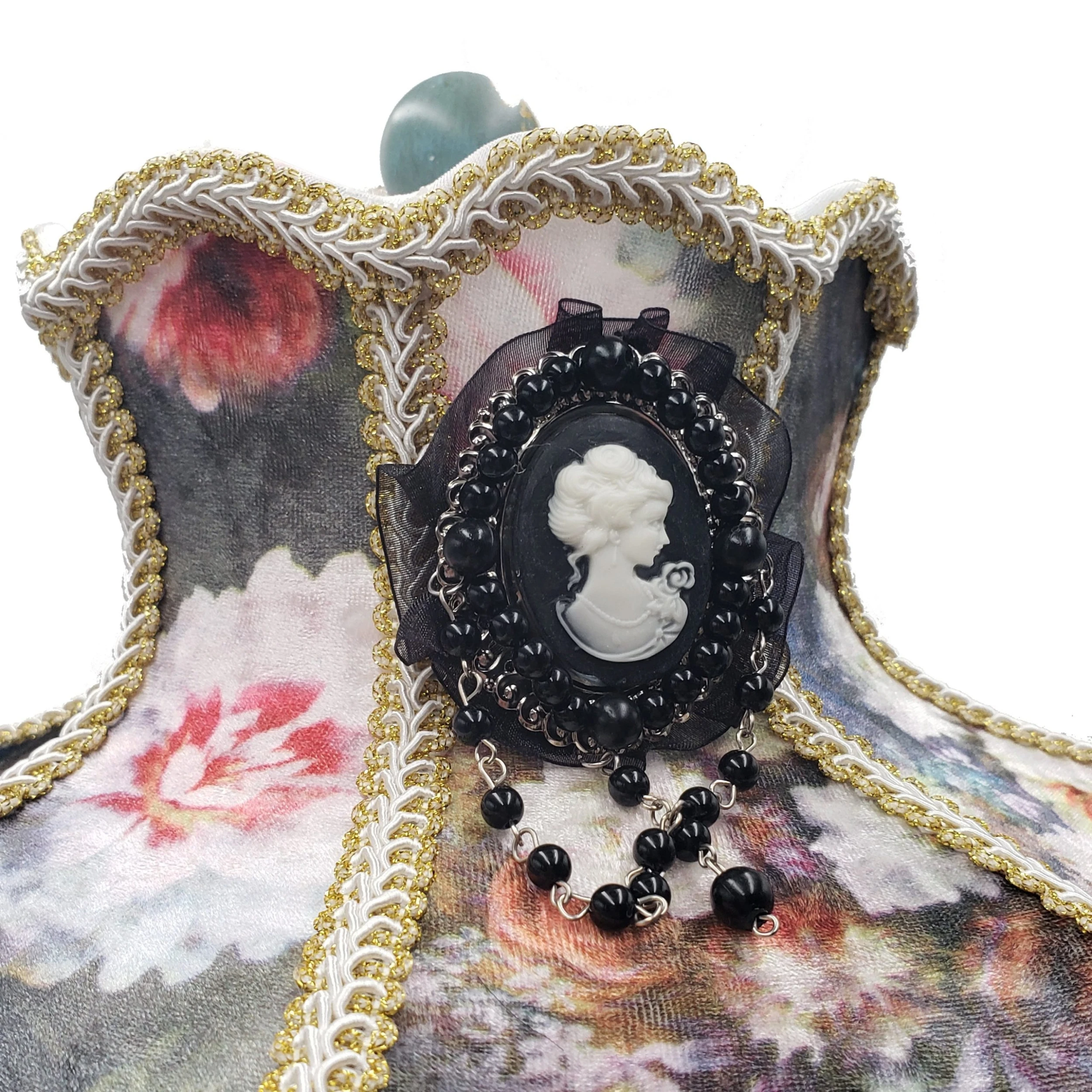 Brand new ???? Gracewood Hollow Kuang 25-inch 1-light Floral Beaded Table Lamp ???? 6 Brand new ???? Gracewood Hollow Kuang 25-inch 1-light Floral Beaded Table Lamp ???? - Image 4